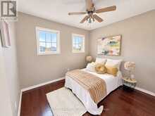813 STONEHAVEN AVENUE | Newmarket Ontario | Slide Image Seventeen