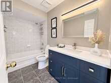 813 STONEHAVEN AVENUE | Newmarket Ontario | Slide Image Eighteen