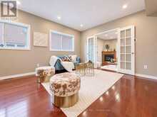813 STONEHAVEN AVENUE | Newmarket Ontario | Slide Image Four