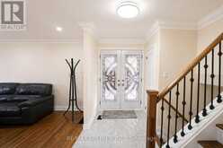 7 ARTECH COURT | Toronto Ontario | Slide Image Fourteen