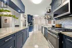 11 SUMMERGLADE DRIVE | Toronto Ontario | Slide Image Thirteen
