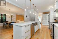 16 PINE CRESCENT | Toronto Ontario | Slide Image Ten
