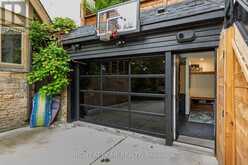 16 PINE CRESCENT | Toronto Ontario | Slide Image Thirty