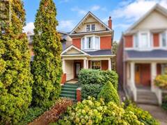 63 CHESTER AVENUE Toronto Ontario, M4K 2Z8