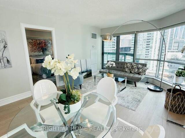 1012 - 10 QUEENS QUAY W Toronto Ontario, M5J 2R9 - 1 Bedroom Condo For Sale