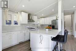 75 BLOOMINGTON CRESCENT | Toronto Ontario | Slide Image Eight