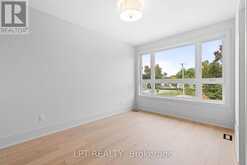 5 RICHMOND PARK DRIVE | Georgina Ontario | Slide Image Thirty-eight
