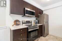 39 APPLETREE LANE | Barrie Ontario | Slide Image Ten