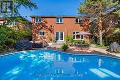 2124 LANGTRY DRIVE | Oakville Ontario | Slide Image Twenty