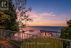 678 LAKE DRIVE E | Georgina Ontario | Slide Image One
