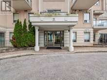 306 - 9 GREENBRIAR ROAD | Toronto Ontario | Slide Image Thirty-seven