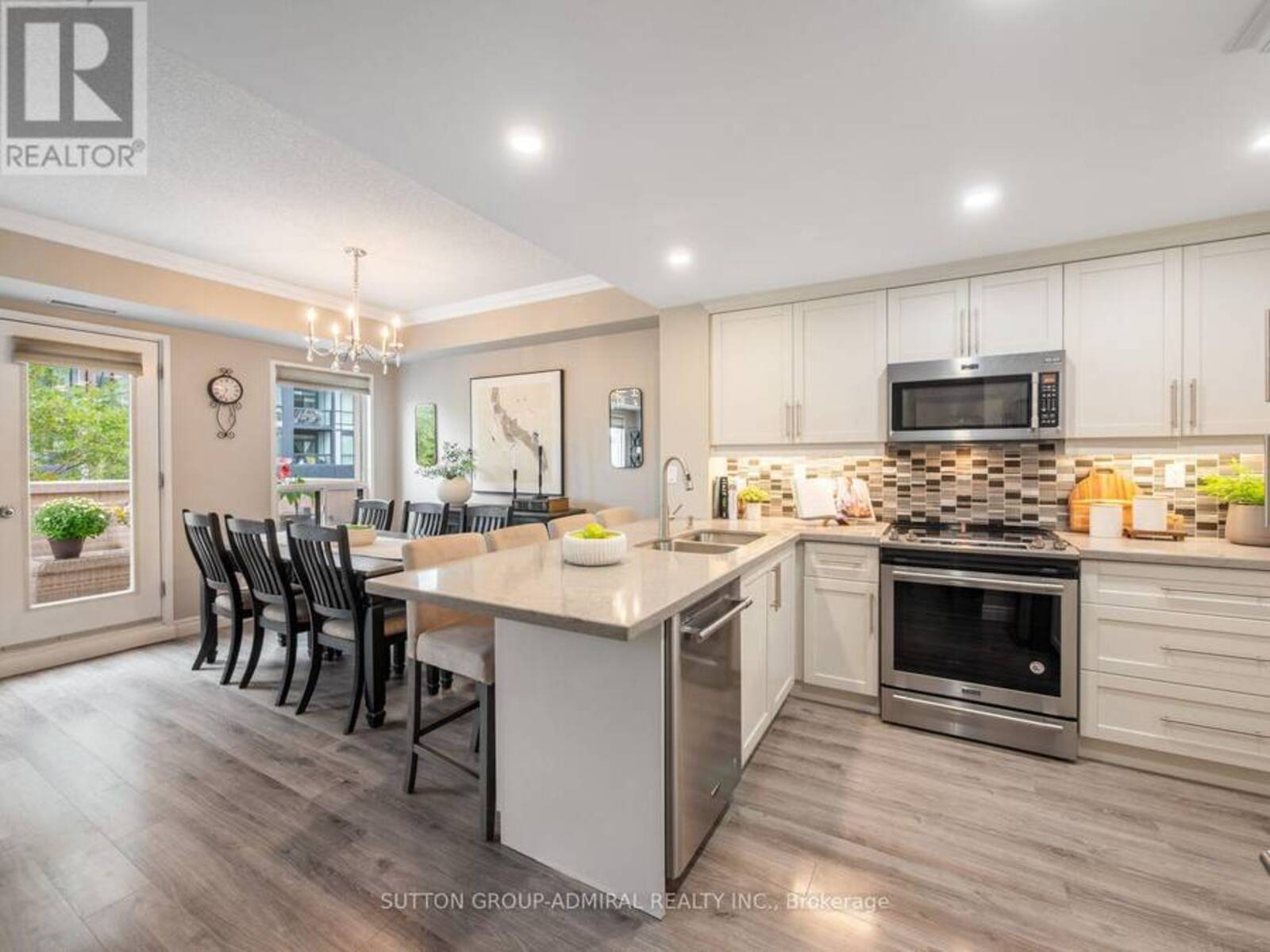 306 - 9 GREENBRIAR ROAD, Toronto, Ontario M2K 1H4