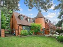59 CHIPSTEAD ROAD | Toronto Ontario | Slide Image Thirty-eight