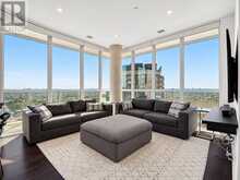 1707 - 501 ST CLAIR AVENUE W | Toronto Ontario | Slide Image Nine