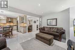 171 ROSEDALE HEIGHTS DRIVE | Vaughan Ontario | Slide Image Twelve