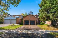 171 ROSEDALE HEIGHTS DRIVE | Vaughan Ontario | Slide Image Two