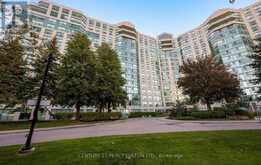 624 - 7825 BAYVIEW AVENUE | Markham Ontario | Slide Image One