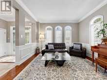 58 AUTUMN GLOW DRIVE | Markham Ontario | Slide Image Three