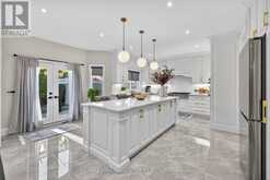 160 GOLDEN GATE CIRCLE | Vaughan Ontario | Slide Image Eight