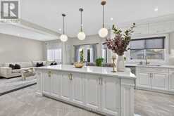160 GOLDEN GATE CIRCLE | Vaughan Ontario | Slide Image Nine