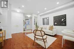 4804 GLASSHILL GROVE | Mississauga Ontario | Slide Image Nine