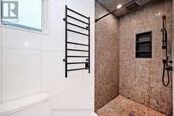 141 PRINCE EDWARD DRIVE S | Toronto Ontario | Slide Image Eighteen