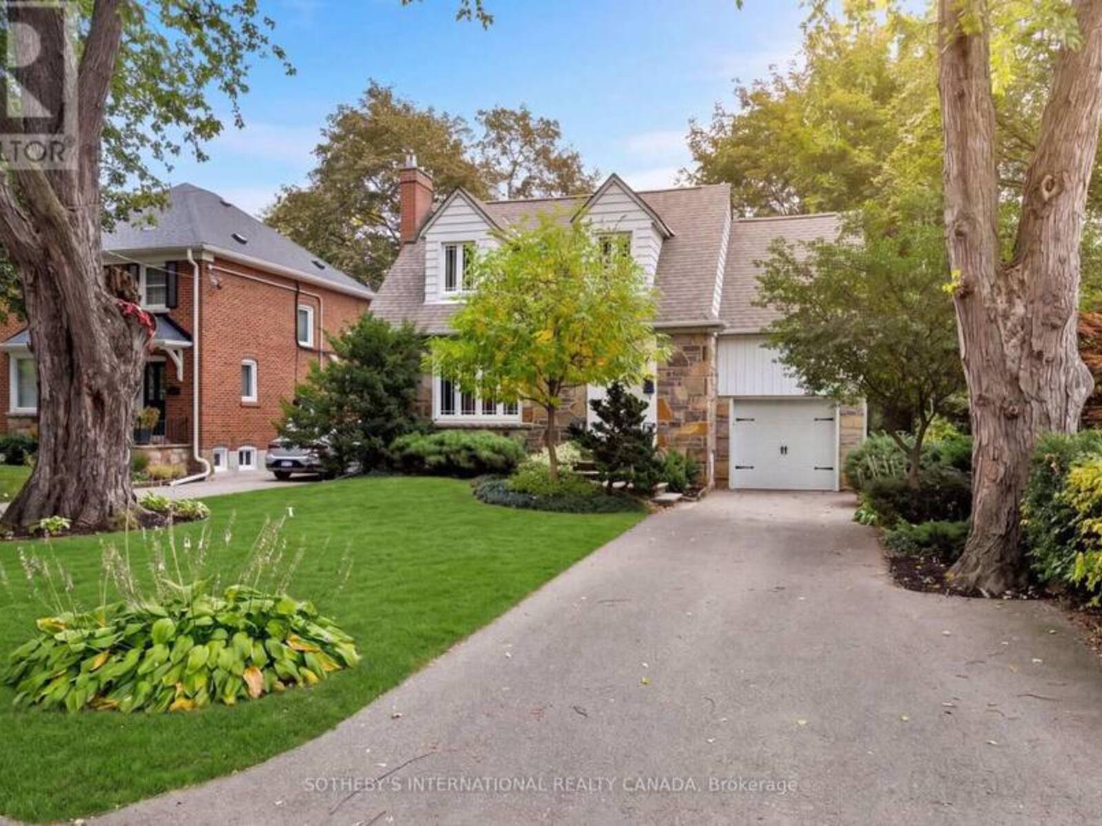 145 BRENTWOOD ROAD N, Toronto, Ontario M8X 2C8