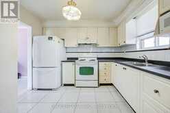 28 BLUE SPRINGS ROAD | Toronto Ontario | Slide Image Twelve