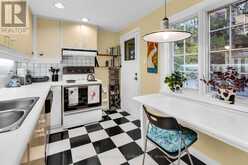 405 GLENLAKE AVENUE | Toronto Ontario | Slide Image Nine