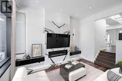 5 BRAEMAR AVENUE | Toronto Ontario | Slide Image Eighteen