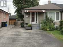 23 CHALKFARM DR DRIVE | Toronto Ontario | Slide Image One