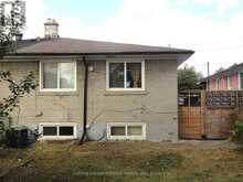 23 CHALKFARM DR DRIVE | Toronto Ontario | Slide Image Three