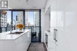 1702 - 185 ROEHAMPTON AVENUE | Toronto Ontario | Slide Image Seventeen