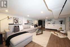 701 GREENWOOD AVENUE | Toronto Ontario | Slide Image Thirty-two