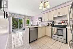 18 DEERGLEN TERRACE | Aurora Ontario | Slide Image Eight