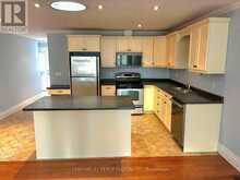 31 GREENWAY DRIVE | Wasaga Beach Ontario | Slide Image Six