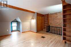 127 EAST AVENUE S | Hamilton Ontario | Slide Image Twenty