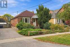89 YORKVIEW DRIVE | Toronto Ontario | Slide Image Two