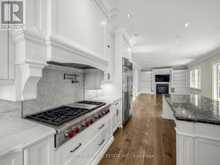 302 PINEHURST DRIVE W | Oakville Ontario | Slide Image Thirteen