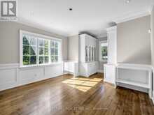 302 PINEHURST DRIVE W | Oakville Ontario | Slide Image Fifteen