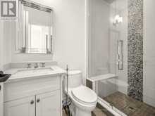 302 PINEHURST DRIVE W | Oakville Ontario | Slide Image Thirty-two