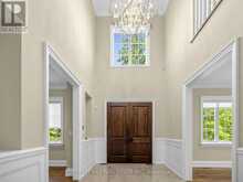 302 PINEHURST DRIVE W | Oakville Ontario | Slide Image Four
