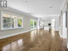 302 PINEHURST DRIVE W | Oakville Ontario | Slide Image Eight