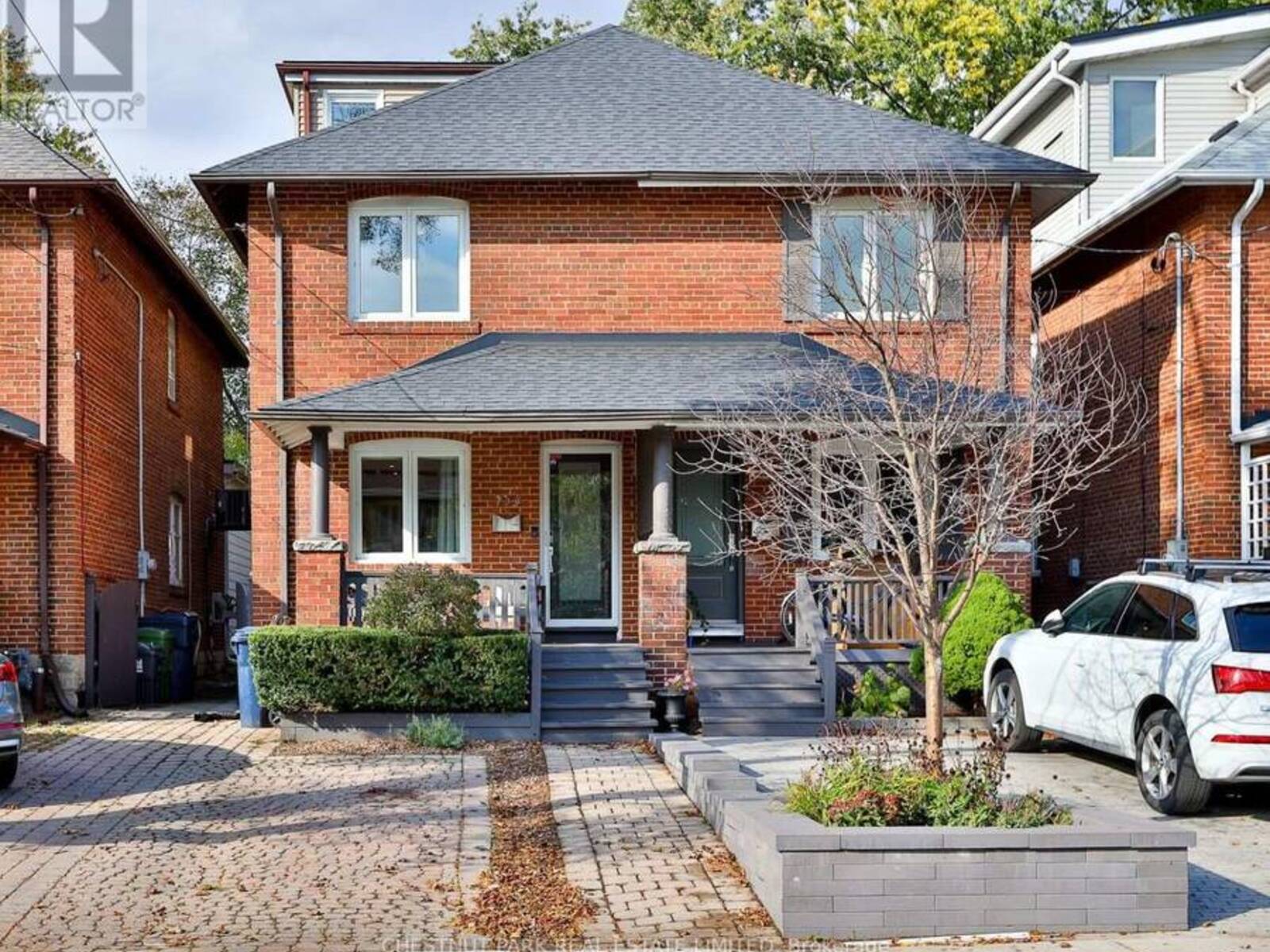 154 FAIRLAWN AVENUE, Toronto, Ontario M5M 1S8