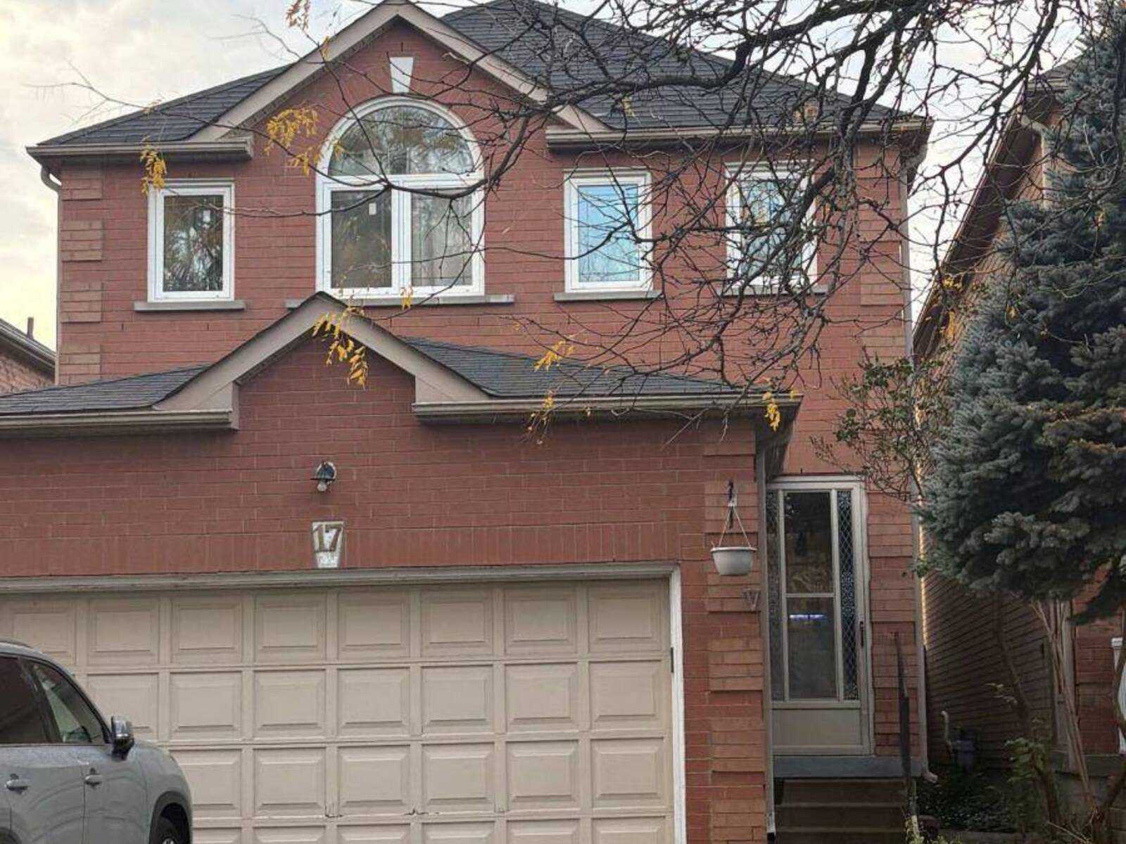 17 KENBOROUGH COURT, Markham, Ontario L3S 3P3
