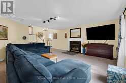 6 WHISPERING PINE PLACE | Barrie Ontario | Slide Image Seventeen