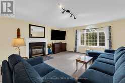 6 WHISPERING PINE PLACE | Barrie Ontario | Slide Image Eighteen