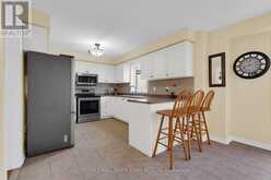 6 WHISPERING PINE PLACE | Barrie Ontario | Slide Image Six