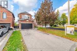 3727 ALTHORPE CIRCLE | Mississauga Ontario | Slide Image Three