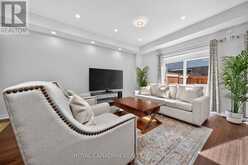 72 BOBOLINK ROAD | Hamilton Ontario | Slide Image Twelve